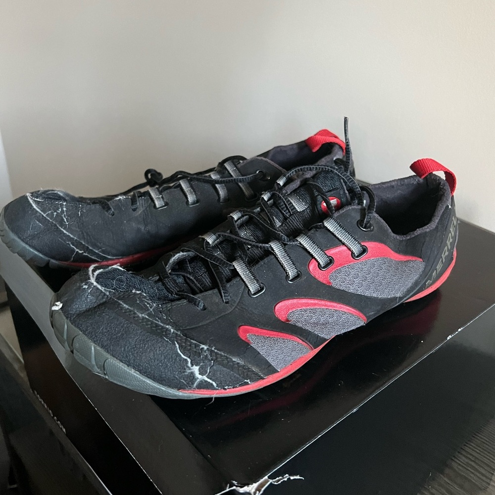 MERRELL TRUEGLOVE IN BLACK/MOLTON LAVA MENS Sz 12 ZERO DROP BAREFOOT RUNNING